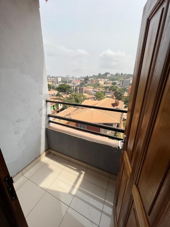 Apartamento Les Logis De Nouvelle Route Bastos Yaoundé Exterior foto